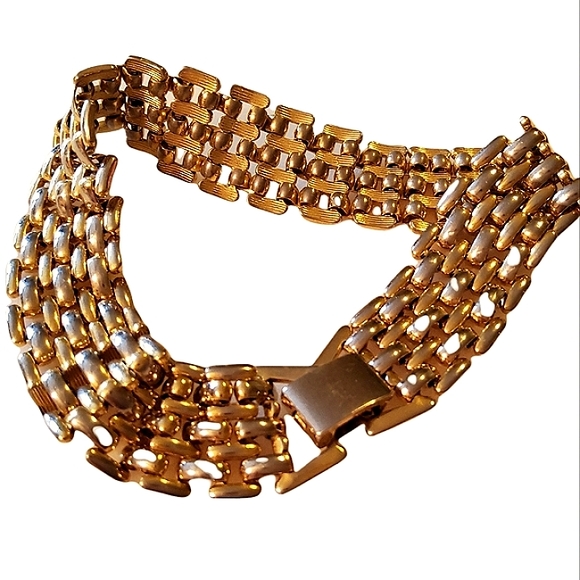Vintage Jewelry - Vintage Gold Panther Link Vermiel Bracelet